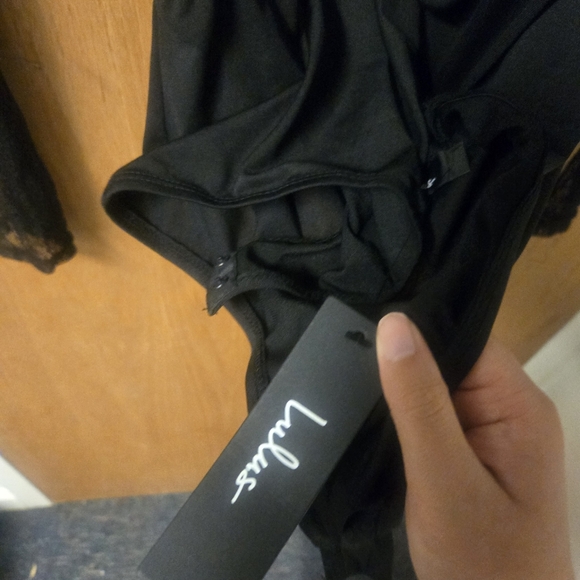 Lulus Casita Black Sheer Lace Long Sleeve Bodysuit Size Small NWT - Picture 6 of 9